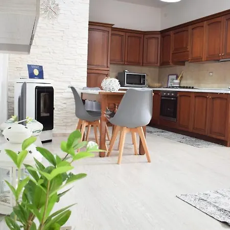 Vacanze Mare E Montagna Apartament *