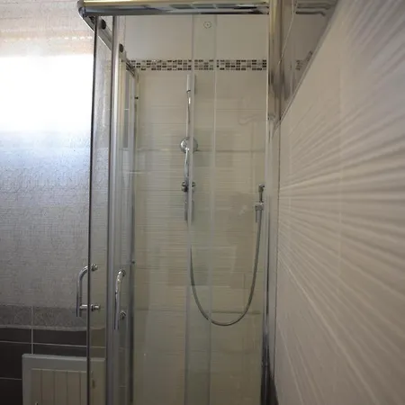 Vacanze Mare E Montagna Apartament *